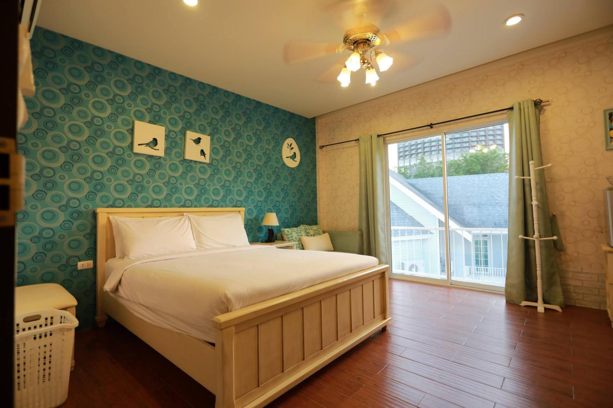 Vanilla Summer Inn HHQ Room photo